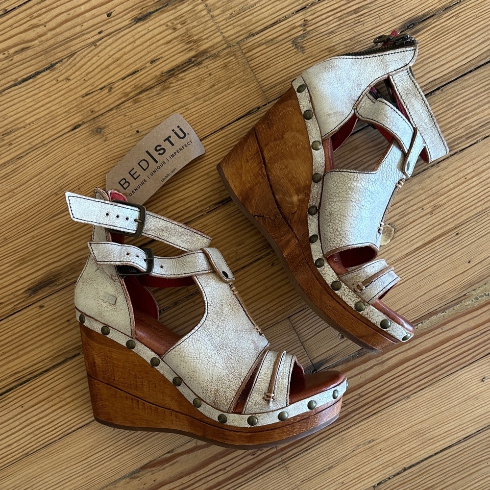 BED|STU Princess Women's Tan and Cream Wedge Sandals